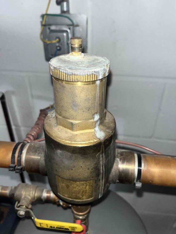 Performed inspection of HVAC system and identified missing air filter bracket requiring installation. Assessed evaporator coil condition and determined cleaning service needed to restore optimal airflow and system efficiency. Documented equipment conditions with photographs for customer records and future maintenance reference.