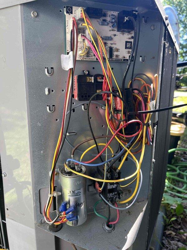 Completed club membership renewal and performed routine HVAC maintenance inspection on air handler unit. Documented internal electrical components, wiring connections, control board, capacitor, and blower motor assembly, verifying all connections were secure and system components were functioning properly.