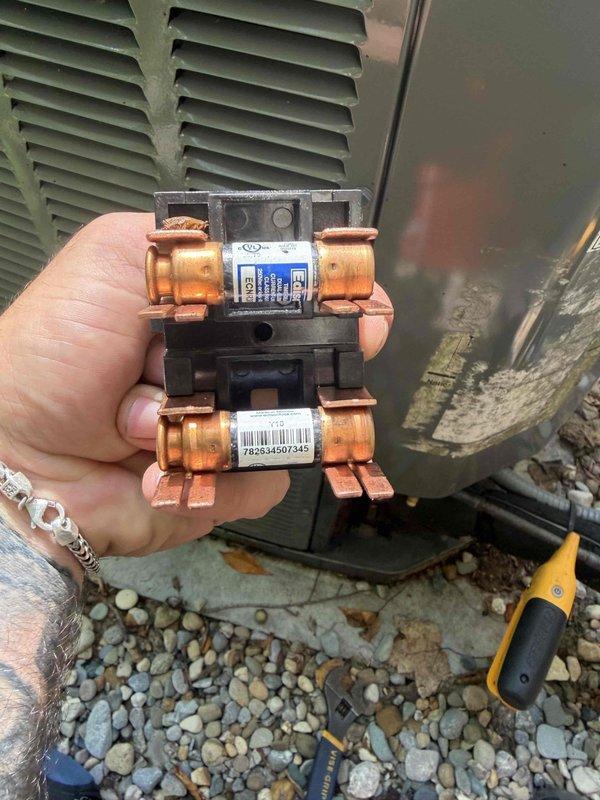 Completed cooling maintenance club visit on air handler system. Performed electrical diagnostics using digital multimeter to verify system voltages and amperage draws. Inspected and tested contactor relay, examining copper terminals and electrical connections for proper operation and wear. All components found operating within normal parameters during routine preventative maintenance inspection.