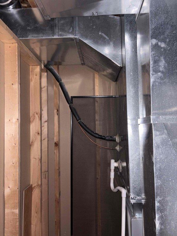 Conducted comprehensive assessment of 26-year-old air conditioning system that was no longer operational. Evaluated existing HVAC ductwork, mechanical components, and electrical distribution panel to determine replacement requirements and ensure proper infrastructure for new system installation.
