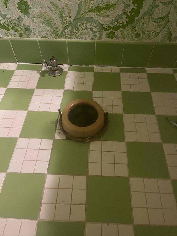 Responded to dispatch for multiple fixture issues including toilet repairs and drainage problems. Replaced worn toilet tank inserts on several units to restore proper flush function and prevent water waste. Cleared slow-draining bathtub lines to restore proper drainage flow. Inspected bathroom facilities with vintage tile work and decorative finishes, ensuring all plumbing fixtures were operational upon completion.
