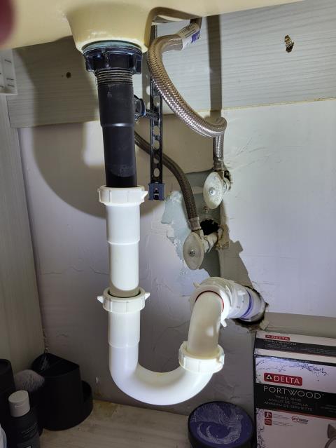 Marietta, GA - Responded to customer's home for a leak under the bathroom sink. Once on site, we found the pop up assembly for the faucet and the drain line was leaking due to improper sized drain line. We replumb section of drain line to proper size and uninstall and reinstall pop up assembly correctly to resolve leaks.
Marietta, GA - Responded to customer's home for a leak under the bathroom sink. Once on site, we found the pop up assembly for the faucet and the drain line was leaking due to improper sized drain line. We replumb section of drain line to proper size and uninstall and reinstall pop up assembly correctly to resolve leaks.
