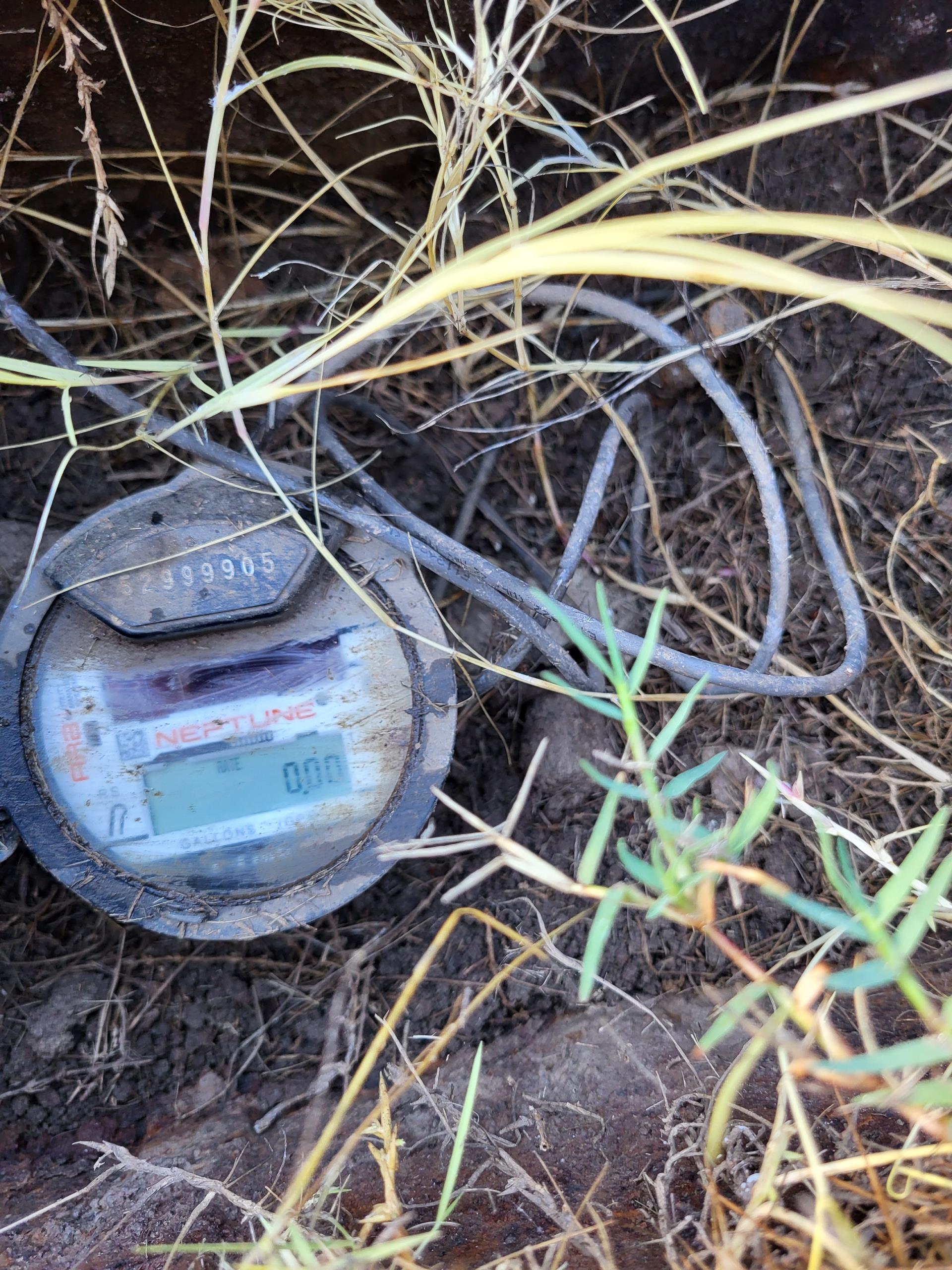 Marietta, GA - We responded to our customer after they noticed moisture showing up in their hardwood floors. Once onsite, we inspected the affected area and checked the water meter to see if there was an active flow indicating a slab leak. After inspection, we determined the meter wasn't moving, which tells us there's no active water leak at the moment. We advised removing the trim and sheet rock, so we could visually inspect the water lines inside the wall to confirm whether the leak is from behind the wall or from another source. Marietta, GA - We responded to our customer after they noticed moisture showing up in their hardwood floors. Once onsite, we inspected the affected area and checked the water meter to see if there was an active flow indicating a slab leak. After inspection, we determined the meter wasn't moving, which tells us there's no active water leak at the moment. We advised removing the trim and sheet rock, so we could visually inspect the water lines inside the wall to confirm whether the leak is from behind the wall or from another source.