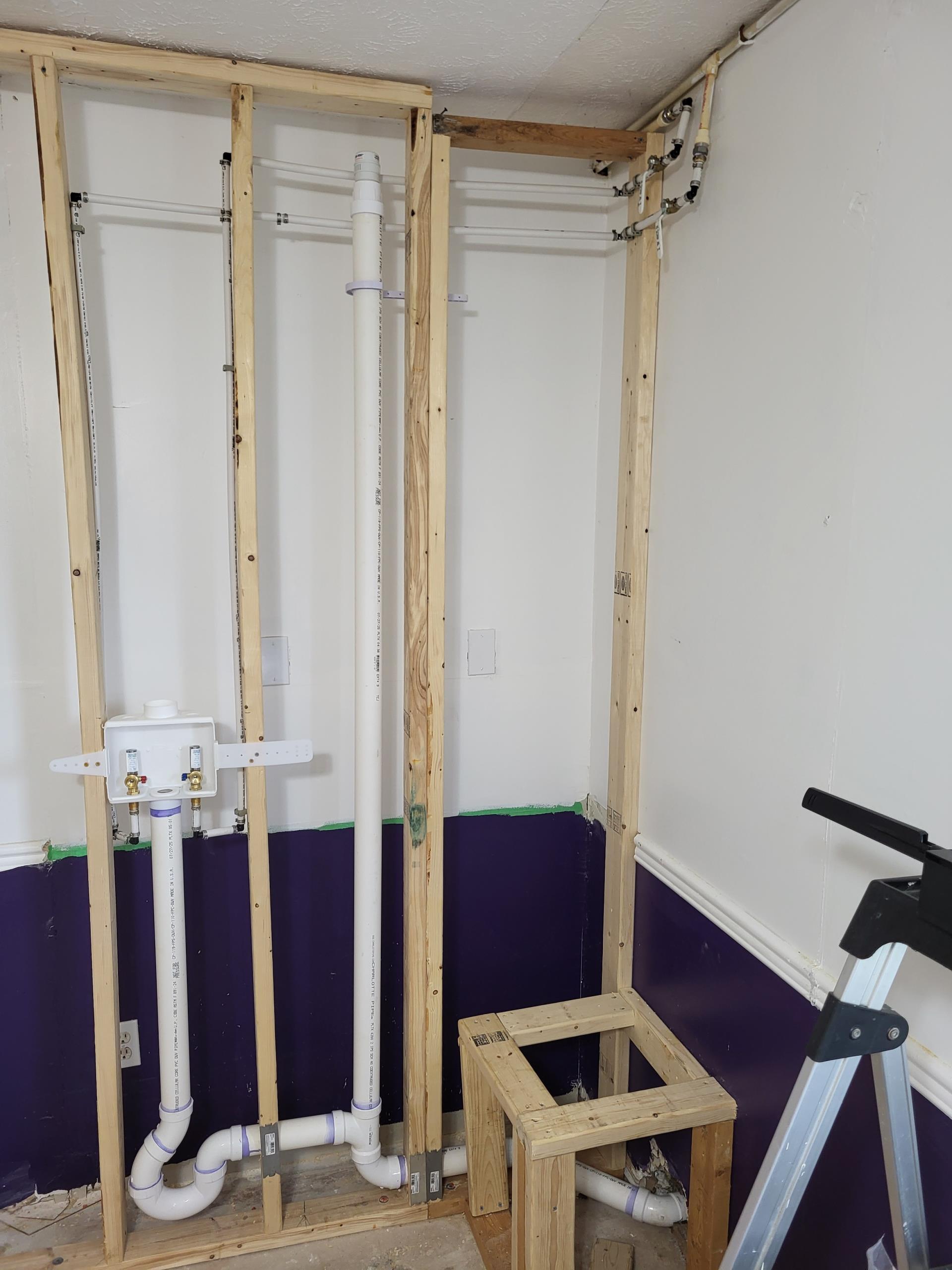 Dallas, GA - We installed a new washing machine box with hot and cold water. once installation is completed we will test for proper leak free operation. Dallas, GA - We installed a new washing machine box with hot and cold water. once installation is completed we will test for proper leak free operation.