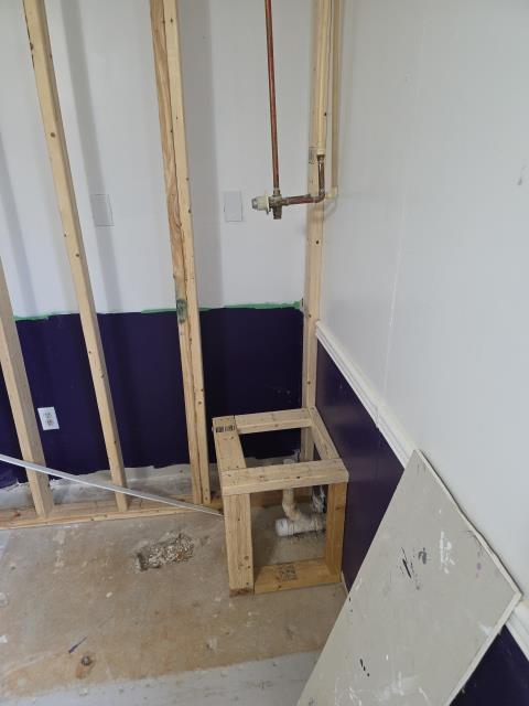 We responded to our customer to replace an old washing machine outlet box that had started to show signs of wear and minor leaking around the valves. Over time these boxes can corrode, crack or develop slow leaks, especially at the supply connections, which can lead to water damage behind wall if not addressed. To prevent any further issues, we installed a new washing machine outlet box with updated hot and cold water connections. Once everything was in place, we restored water pressure and tested the lines for leak free operation.
