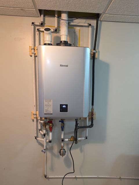 We responded to our customer due to wanting to replace their existing electric tankless with a more efficient Rinnai gas tankless water heater for improved performance. This upgrade required a new gas line installation to properly support the unit. After evaluation, we determined the current plumbing setup was not compatible with a gas system, so we needed to install a new gas line and ensure the venting and connections were suitable for the Rinnai gas tankless water heater. We removed the old electric water heater, installed the new Rinnai gas tankless water heater, and added a correctly sized gas line with proper fittings and shut off valves. Once the install was complete, we tested for proper ignition, gas pressure, and verified leak free operation. 