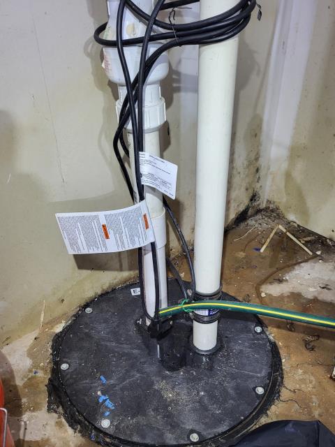 We responded to our customer after they reported that their basement toilet was not flushing properly. Upon arrival, we inspected the sewer ejector pump and found that it was buzzing but not pumping water out as it should. We removed the ejector pump lid and discovered a large clump of debris clogging the pump and preventing it from operating correctly. We then removed the blockage, and reassembled he pump and secured it. Once everything was back in place, we tested the system to ensure proper function and tested for leak free operation. The pump is now operating as intended.