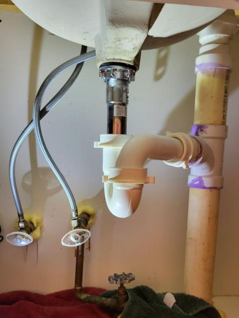 We responded to our customer in Temple, GA after the pop up drain assembly broke and began leaking into the sink cabinet. We removed the damaged pop up assembly and installed a new pop up drain, then reconnected the Ptrap under the sink. Once the repair was completed, we ran water and tested for leak free operation. The sink is now draining properly with no leaks.