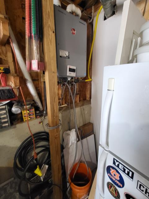 We responded to our customer in Dallas, GA to perform tankless water heater maintenance and repair a loose shower head. We completed a full tankless water heater descale and service to improve efficiency and extend the life of the unit. While on site, we also resecured the shower head inside the wall to restore proper support and function. After completing the work, we tested both fixtures for proper operation and leak free performance. Everything is now functioning correctly.