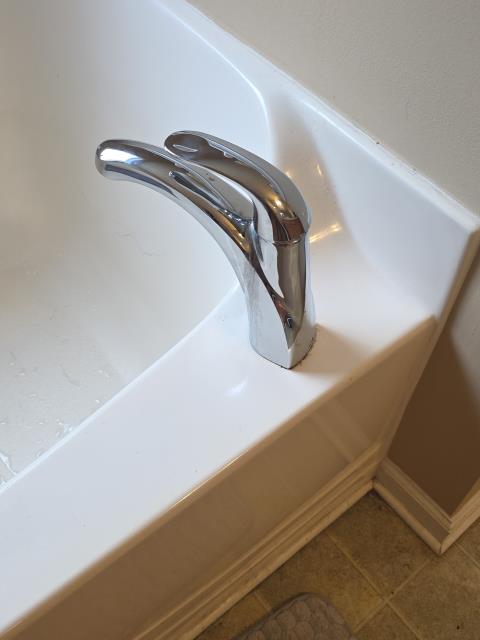 We responded to our customer in Dallas, GA to install a customer supplied lavatory faucet and Roman tub valve. We removed the existing fixtures and installed the new plumbing components, ensuring all water connections were properly secured. After the installation was completed, we tested both fixtures for proper operation and leak free performance.
