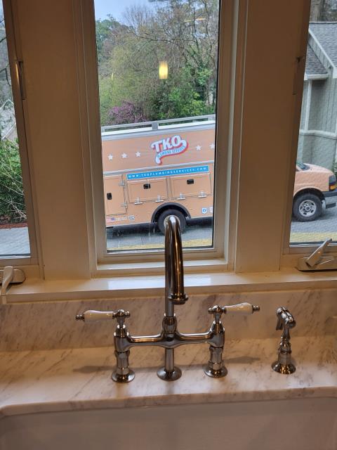 We responded to our customer in Marietta, GA to replace a laundry room faucet that needed updating. We removed the existing fixture and installed a customer supplied one hole laundry faucet. While on site, we also inspected the customer installed kitchen faucet to ensure all water line connections were secure. After completing the work, we ran water and tested both fixtures for proper, leak free operation. Everything is now functioning correctly.