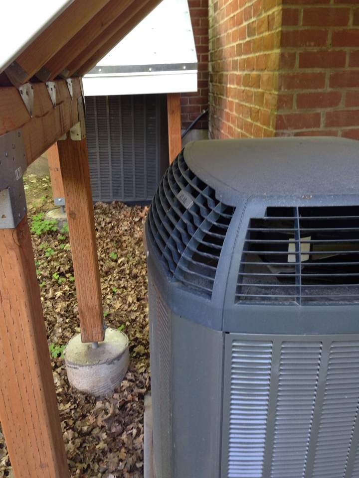 Performed ac tune, annual air conditioning maintenance on Trane XL19i and Trane XL15i