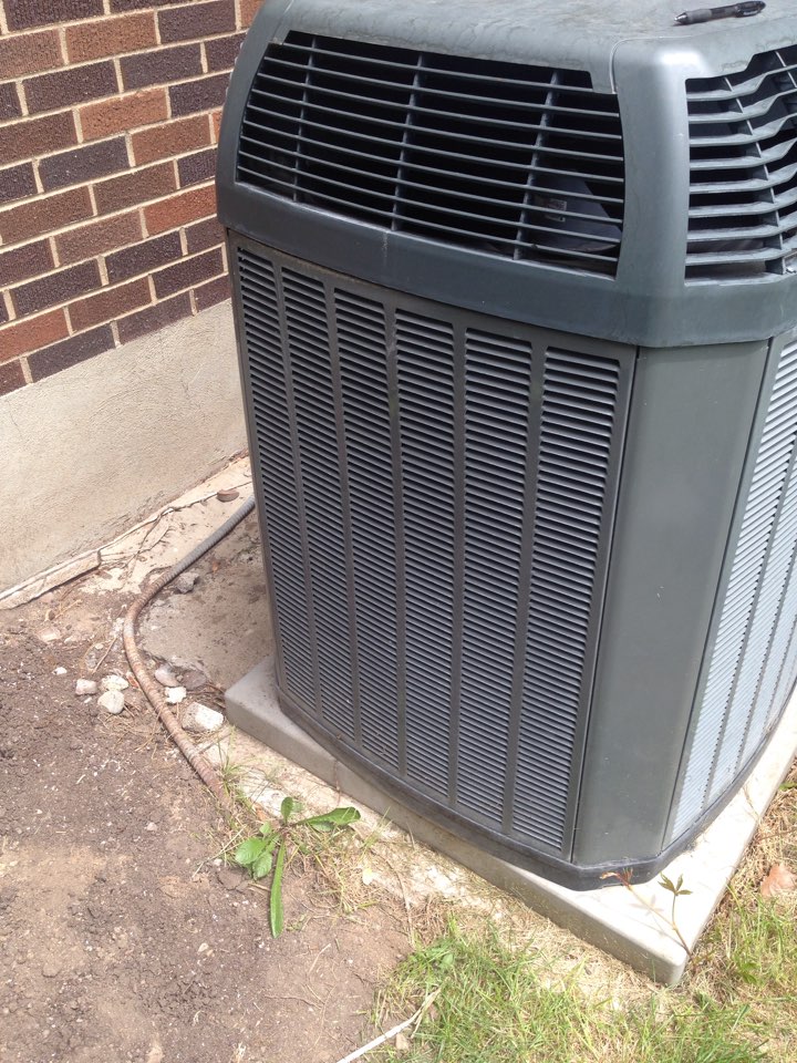 Ac tune up, annual maintenance on Trane 15i air conditioner, performed