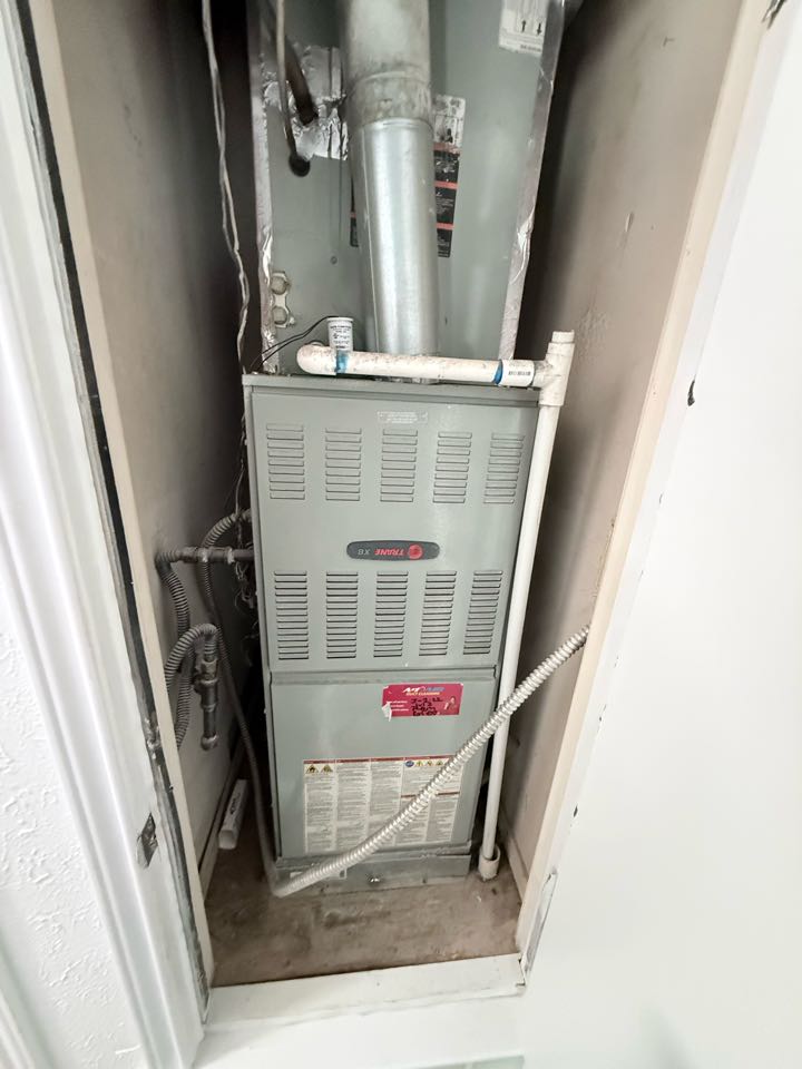 Completed heating repair in Highland Village. Customer had no heat. System is now working properly 