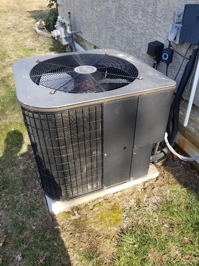 Free estimate to install new air conditioner in Huntingdon Valley. replace Weather King Air conditioner. install new Trane air handler. install new trane air conditioner.