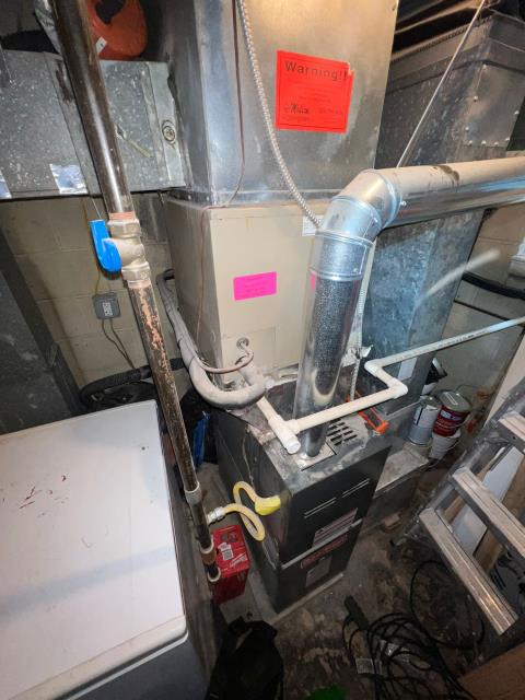 Ac repair service call. Ac System needs freon. Recharge air conditioner with freon. Performed dual start replacement and fan blades adjustment.