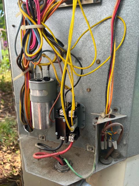 Performed ac repair service on a carrier heat pump for carlo in bensalem, pa. The system had a bad capacitor. Our technician replaced both the capacitor and the contactor, successfully restoring cool air. Our customer was happy with the service and found our prices fair. We recommended yearly maintenance due to the system's age and mentioned that the condenser fan motor might need replacement in the future. Photos of the service were taken. Home rangers is ready to assist with all your hvac needs in bensalem and surrounding areas.
