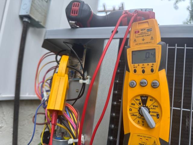 Carried out seasonal AC maintenance for one of our Comfort Club members in Warminster, PA 18974. Their system is working great and required no repairs. Confirmed safe and efficient performance moving forward.