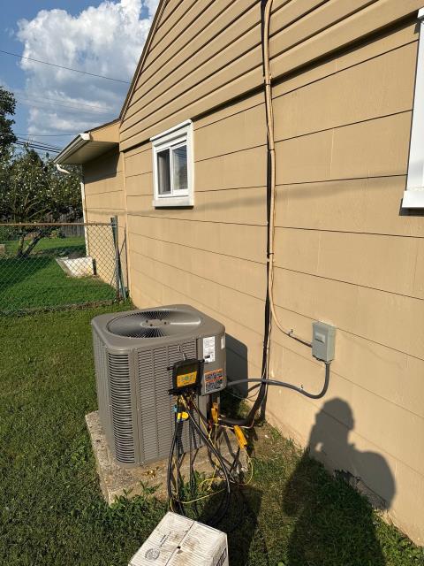 Installed a high-efficiency Lennox single-stage heating system paired with a Lennox single-stage cooling system in Croydon, PA 19021. The system includes an Ecobee smart thermostat, MERV 11 air filtration, condensation line safety detection, and an upgraded return intake for improved airflow.