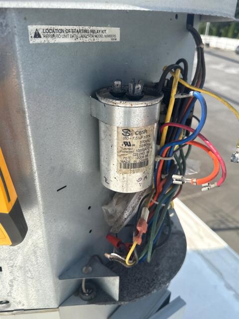 Wrapped up an air conditioning tune-up in Warminster, PA 18974. Completed a full tune-up, including coil cleaning, thermostat calibration, and refrigerant check. System optimized for the comfort and efficiency of our customer during the hot season.