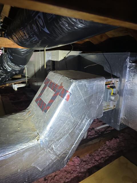 Provided an estimate appointment in Doylestown, PA 18901 for upgrading a 21-year-old Lennox heat pump system. The 2.5-ton unit with an attic heat exchanger and outdoor compressor has failed due to a refrigerant leak. They’re eager to move forward quickly to restore efficient heating and cooling.
