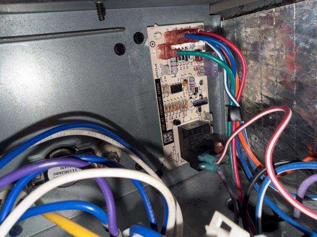 Replaced the air handler control board in Philadelphia, PA 19125. Verified full system operation, tested heating cycles, and ensured all safety controls are functioning properly. Home is now fully heated and operating efficiently.