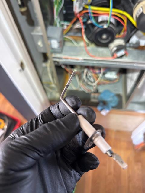 Responded to a no-heat call in Feasterville, PA 19053. The customer’s Payne furnace had a faulty flame sensor. We replaced the sensor, tested ignition, and restored safe, reliable heat. Another warm home ready for winter.