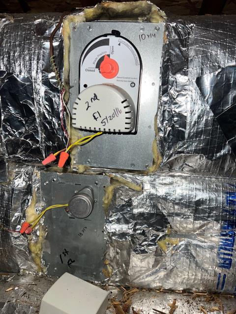 Completed a diagnostic check for a comfort club member in Warminster, PA 18974. The HVAC system was running continuously, and a hole was detected near an air vent. Evaluated and tested the system to guarantee reliable performance before seasonal weather shifts.