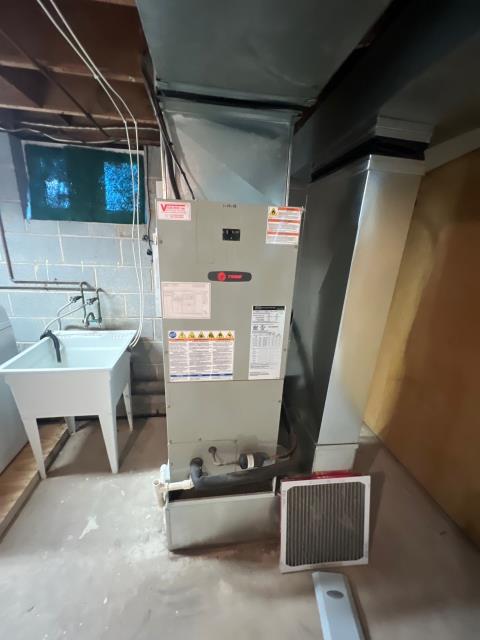 Responded to a service call in Hatboro, PA 19040 to address Trane HVAC system performance issues. Performed a Dual Secondary Voltage Control Service to improve system reliability and efficiency. Verified proper operation after service.