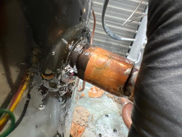 Responded to an ac service call in ivyland, pa 18974. Their outdoor ac unit wasn’t running all night. Confirmed that the system is still under warranty and performed a diagnostic inspection to identify the issue. Ensured the unit is operational and cooling properly while documenting warranty coverage for the repair.