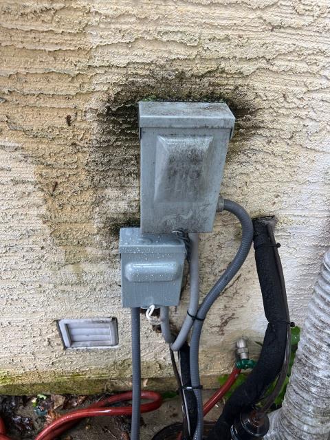 Performed ac disconnect replacement in philadelphia, pa 19133. Installed a new disconnect to ensure safe electrical isolation and reliable system operation. Verified power delivery and confirmed the cooling system is running smoothly for the season.