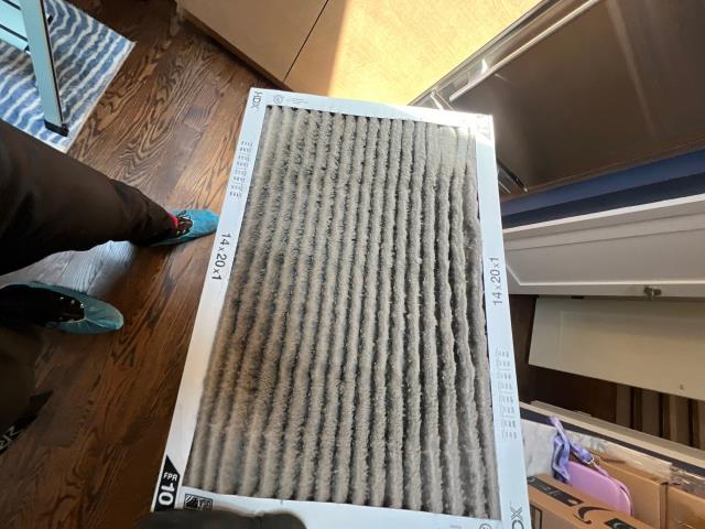 Responded to a no-cooling issue on the 3rd floor rear roof unit in philadelphia, pa 19102. Found a clogged air filter causing restricted airflow and potential freeze-up, and a failed dual start assist. Replaced the start assist, installed a new filter, and cleaned the drain—the system is now cooling properly and operating efficiently.