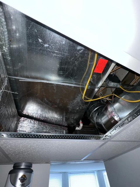 Completed in a diagnostic visit in philadelphia, pa 19103. The tenant reported that the ac hadn’t turned on for two days, though the fan was still running. Upon inspection, we found the breakers on the panel had tripped—the system was powered with two single breakers instead of a proper double 20-amp breaker. Will install the correct breaker and adjust switch positions in the panel to restore safe and reliable operation.