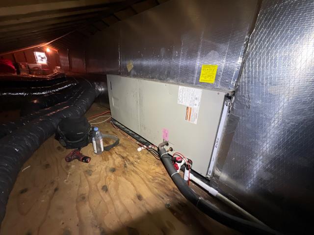 Completed fall maintenance for a Comfort Club member in Warminster, PA 18974. Inspected and cleaned the heating system to ensure safe, efficient performance ahead of the colder months. Another loyal member ready for dependable warmth all season long.