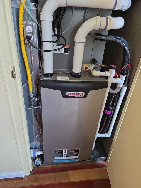Responded to a service call in philadelphia, pa 19107 for a homeowner with a lennox system about 2 years old. They noticed the dehumidifier wasn’t running and the change pad light stayed on even after resetting. Inspected the system and confirmed the pads need replacement and water flow restored to keep humidity levels balanced and the home comfortable through the winter. Responded to a service call in philadelphia, pa 19107 for a homeowner with a lennox system about 2 years old. They noticed the dehumidifier wasn’t running and the change pad light stayed on even after resetting. Inspected the system and confirmed the pads need replacement and water flow restored to keep humidity levels balanced and the home comfortable through the winter.