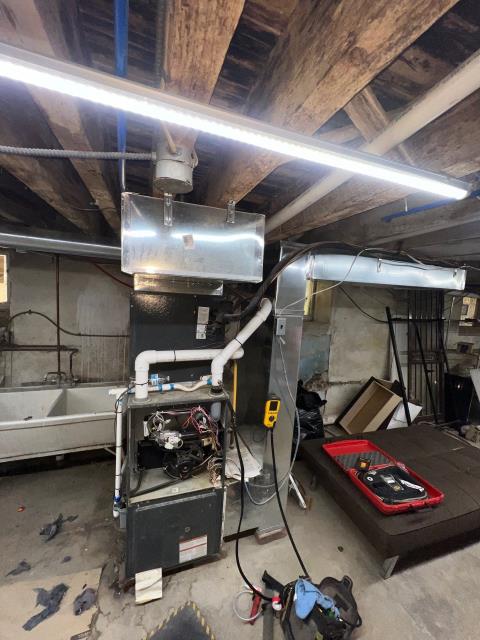 Completed a diagnostic visit in philadelphia, pa 19141 to check heater operation. The heating system was inspected and confirmed to be working properly. During the visit, we also found that the ac condenser coil is dirty and requires a chemical cleaning to ensure optimal cooling performance for the upcoming season.