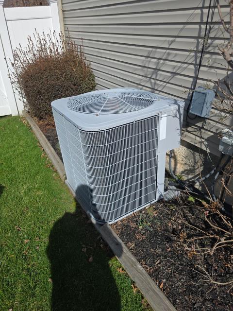 Wrapped up an estimate appointment for a homeowner in Warminster, PA 18974 who’s ready to replace an old oil boiler and move to an electric heating system. We were the first company they called for estimates and walked them through several efficient, low-maintenance options. Excited to help them upgrade to a cleaner and simpler setup.