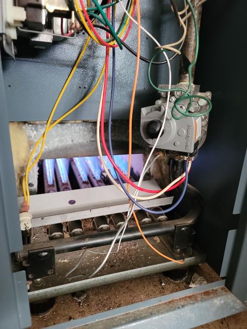 Just wrapped up a no-heat call in Warminster, PA 18974 for a new customer who found us on Google. Their 9-year-old Weil-McLain gas boiler wasn’t fully engaging when the thermostat called for heat due to a failed main circuit board. We installed and configured a new control board and verified ignition and operation—restoring reliable heat for the cold Bucks County nights.