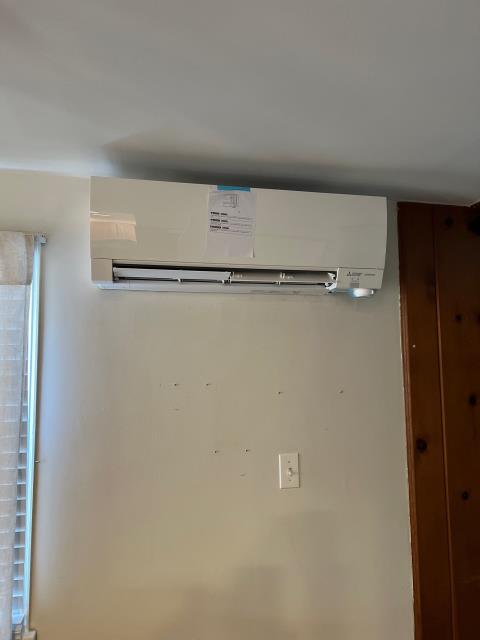 Wrapped up an installation of a new Mitsubishi Hyper-Heat heat pump system for a home in Hatboro, PA 19040. Our team set up the 18k BTUH wall-mounted unit, ran new power and refrigerant lines, installed control wiring, and added surge protection for reliability. This high-efficiency system comes with a 10-year parts and 5-year labor warranty, delivering powerful heating and cooling year-round.