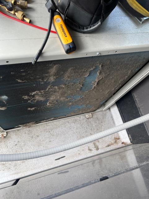 Just wrapped up a no-heat call for an apartment in philadelphia, pa 19119, where the daikin mini-split units were not providing warmth. Performed a diagnostic to identify the issue and ensure the system is restored to safe and efficient operation. The goal is to get the apartment heating reliably for the tenant as quickly as possible.