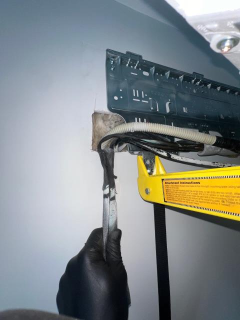 Just completed a diagnostic and leak search for a 2-zone daikin mini-split system in philadelphia, pa 19122. Inspected all components, including flare-fitting connections, and prepared the system for a multi-day pressure test with dry nitrogen. Recommendations were provided for any potential repairs to ensure leak-free operation and optimal efficiency.