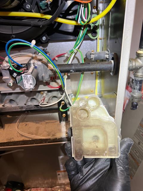 Performed a heating system service for a homeowner in philadelphia, pa 19146, after pressure tubes were found clogged with water. Cleaned the tubes, adjusted their level, and checked the full system operation. The furnace is now running efficiently and reliably, ensuring safe and consistent heat throughout the home. Performed a heating system service for a homeowner in philadelphia, pa 19146, after pressure tubes were found clogged with water. Cleaned the tubes, adjusted their level, and checked the full system operation. The furnace is now running efficiently and reliably, ensuring safe and consistent heat throughout the home.