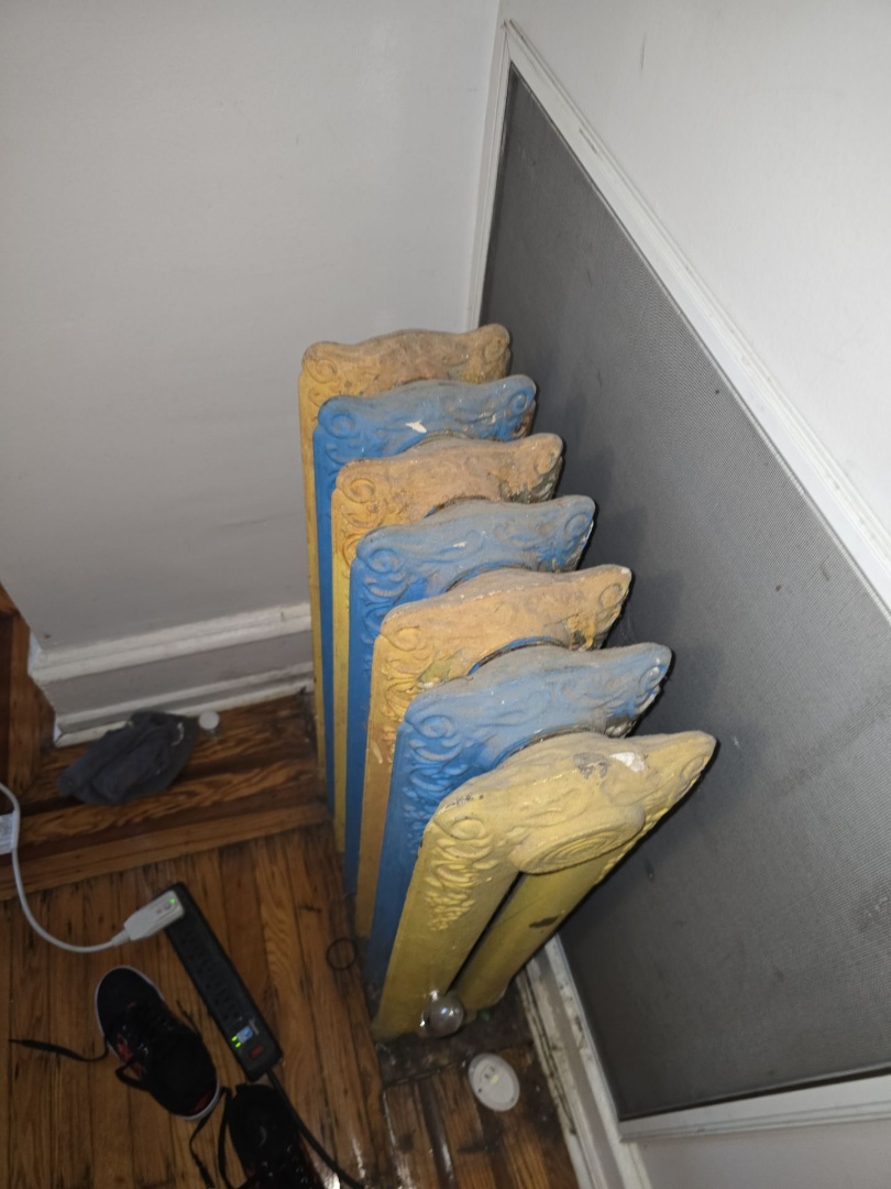 Provided an estimate in Philadelphia, PA 19143 (Cedar Park area) to replace an older Crown steam boiler with a new high-efficiency boiler. Scope includes reworking piping connections, installing a certified backflow prevention device, and adding a new chimney liner if needed. Home Rangers offers expert steam boiler replacement and heating system upgrades in Philadelphia.