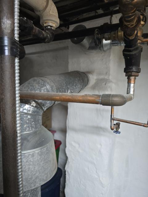 Completed a visit to a new customer in Philadelphia, PA 19119, who found us through the Rinnai website. He’s looking to replace his leaky water heater with a Rinnai RX130IN, and we walked him through the system options and provided an estimate. Excited to help another neighbor plan for reliable hot water this winter.