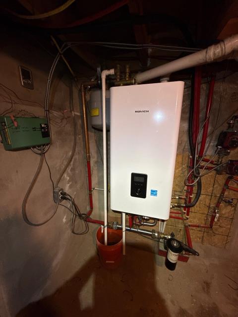 Just completed a service visit today at Philadelphia, PA 19143 to replace the thermostat serving the main floor of the rental home. The customer had been experiencing inconsistent temperature control, especially with the colder weather settling in, so we installed a new thermostat to restore accurate heating performance. After the replacement, we verified proper system response, calibrated settings, and confirmed that the heating is cycling the way it should. Everything is now operating smoothly, and the home is set for reliable comfort moving forward.