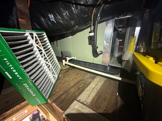 Completed a thorough a/c tune-up for a returning customer. Checked coolant, thermostat, wiring, and coils. Ensured the condensate drain, fan motor, and compressor were functioning well. Provided future maintenance tips.