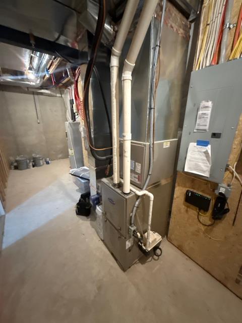 We diagnosed uneven cooling, finding the second floor warmer. After evaluating the system, airflow, and performance, we recommended solutions to balance temperatures and improve comfort. We diagnosed uneven cooling, finding the second floor warmer. After evaluating the system, airflow, and performance, we recommended solutions to balance temperatures and improve comfort.