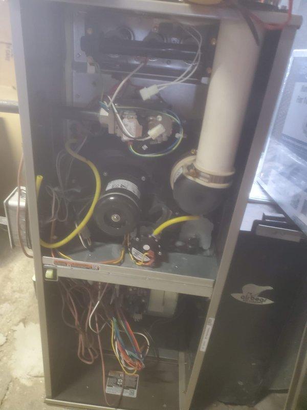 Performed scheduled furnace maintenance on Payne heating system. Inspected internal components including blower motor, electrical connections, and ventilation system. All components functioning properly with no issues identified.
