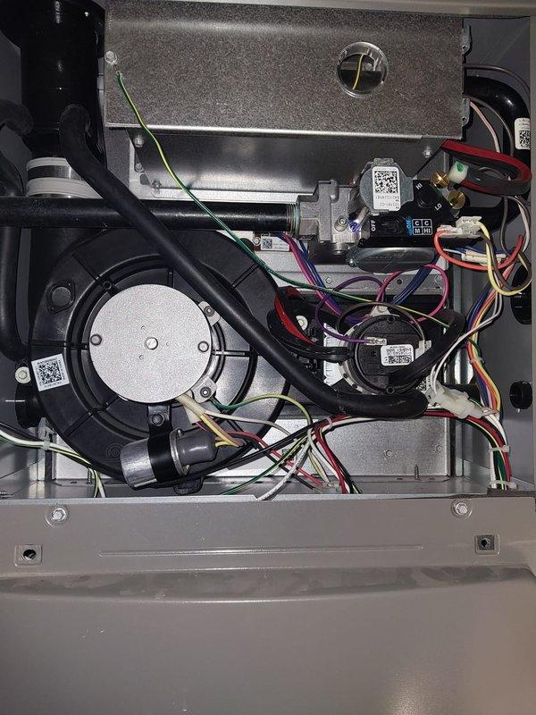 Completed annual furnace maintenance under Worry Free Service Agreement. Performed comprehensive inspection of blower motor, electrical components, and control boards. Carbon monoxide reading measured at 3-5 PPM, within safe operating parameters.