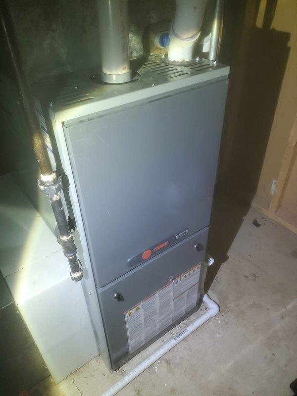 Completed annual maintenance on customer's residential furnace system. Performed comprehensive inspection of internal electrical components, motor assembly, and drainage system. All connections and wiring were verified secure with no issues found; unit is operating within normal parameters.